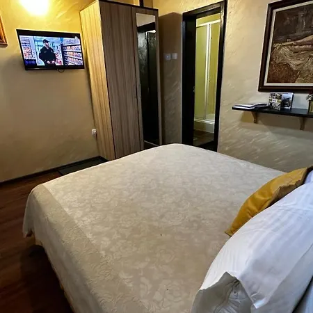 Club Satelit Casa de hóspedes 4*